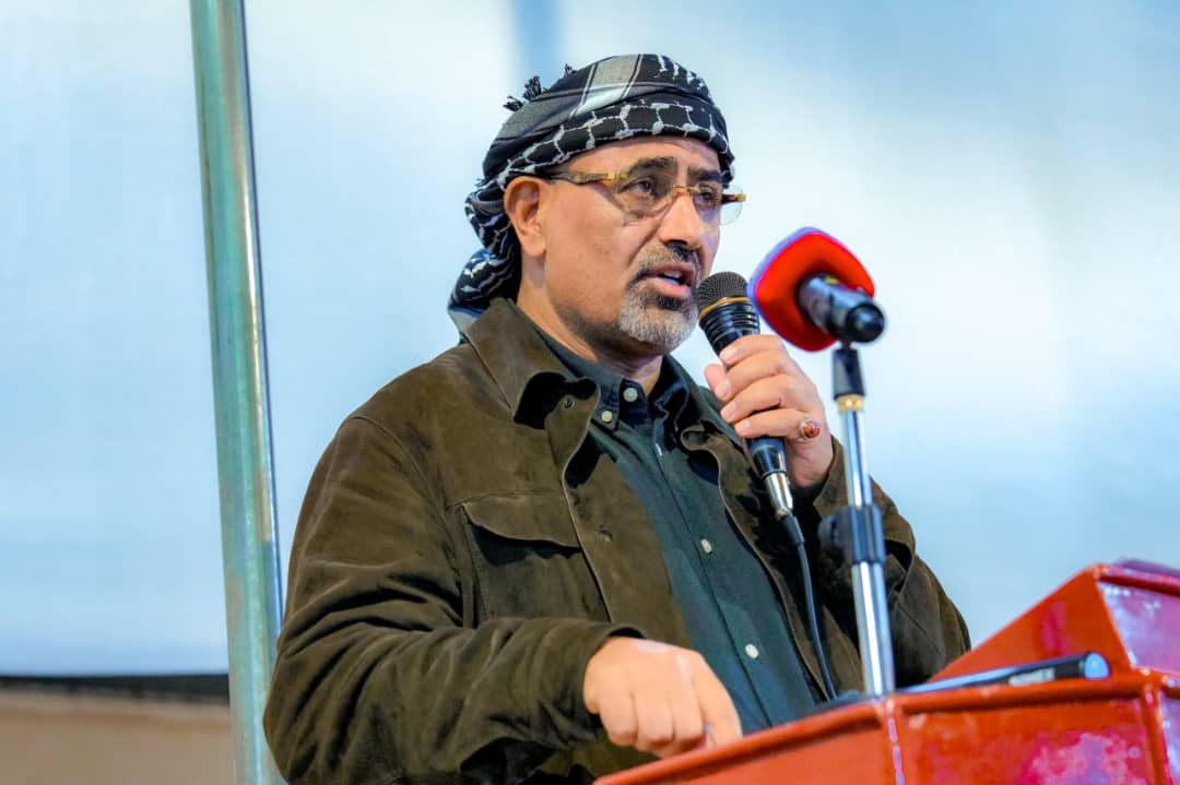 الرئيس الزُبيدي يزور الضالع ويلتقي قيادات المحافظة